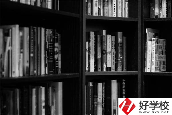 湖南初中畢業(yè)選3+2還是3+3？有五年制大專推薦嗎？