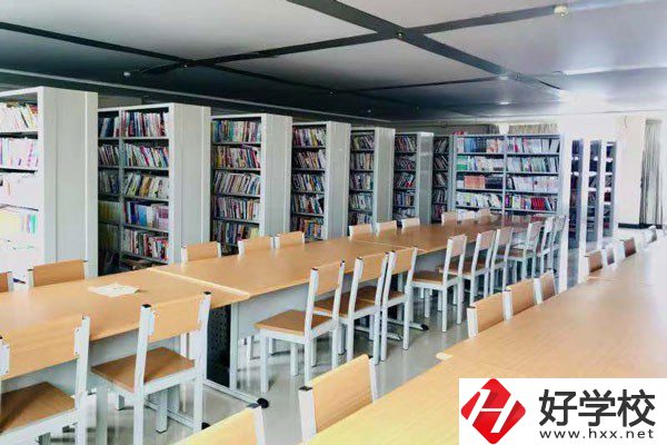 長(zhǎng)沙市現(xiàn)代商貿(mào)中等職業(yè)學(xué)校是民辦嗎？師資力量如何？