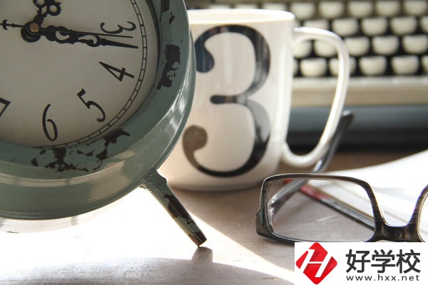 懷化市旅游學(xué)校怎么樣？宿舍好不好？