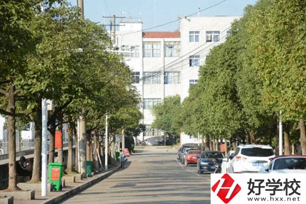懷化經(jīng)開區(qū)有什么職校？開設(shè)了哪些專業(yè)？