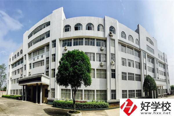 婁底市最好的公辦中專是哪所？有什么辦學(xué)特色？
