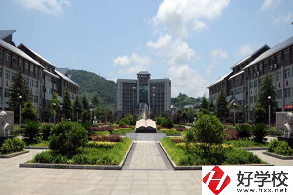 湘西州經(jīng)濟(jì)貿(mào)易學(xué)校辦學(xué)條件怎么樣？