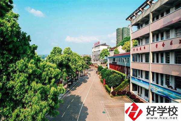 懷化有可以考大學(xué)的中職學(xué)校嗎？哪所升學(xué)情況比較好？
