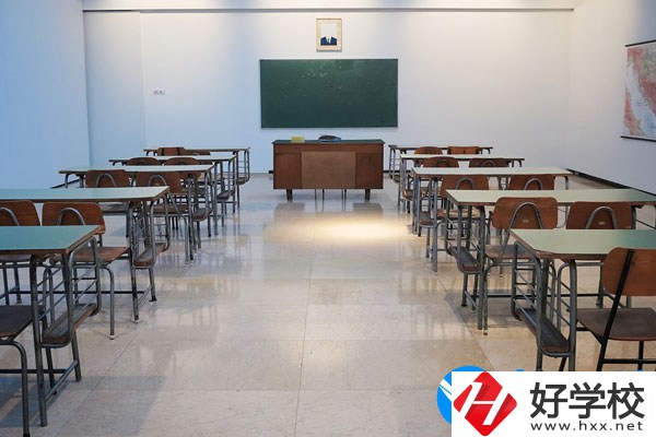 株洲最好的職業(yè)學(xué)校是哪個(gè)？宿舍怎么樣？