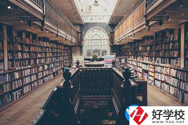 長沙岳麓區(qū)有哪些民辦職校？好不好？