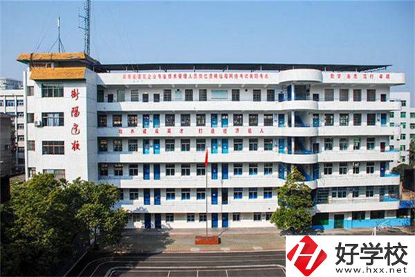 衡陽建筑職校怎么樣？建筑類專業(yè)就業(yè)前景怎么樣？