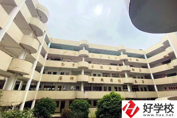 長沙湘江科技中專學校教學樓