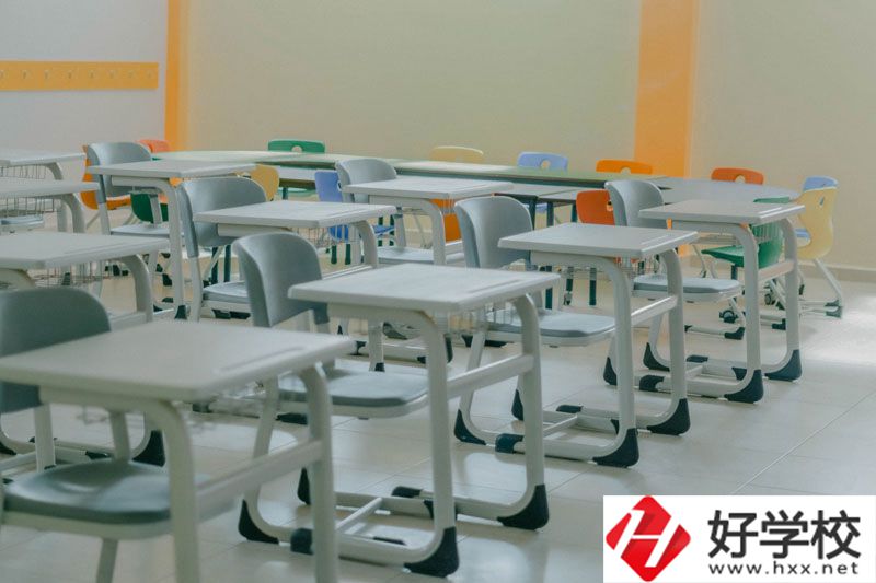 湘潭第一職業(yè)中專師資力量如何？學(xué)費多少？