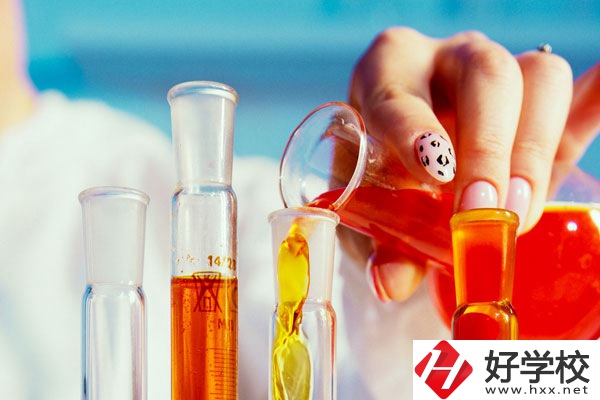 永州湘南旅游學(xué)校環(huán)境怎么樣？宿舍好不好？