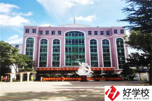 長(zhǎng)沙有幾所國(guó)家級(jí)重點(diǎn)中專？哪所比較好進(jìn)一些？