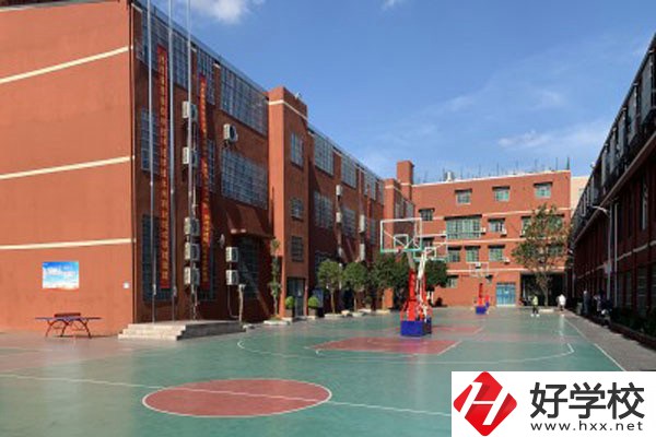 長沙市英藍(lán)中等職業(yè)學(xué)校怎么樣？有沒有官網(wǎng)？