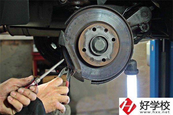 湖南中職該怎么選專業(yè)？有什么專業(yè)推薦？