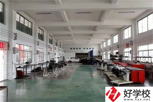 婁底重點中專有哪些？好進嗎？