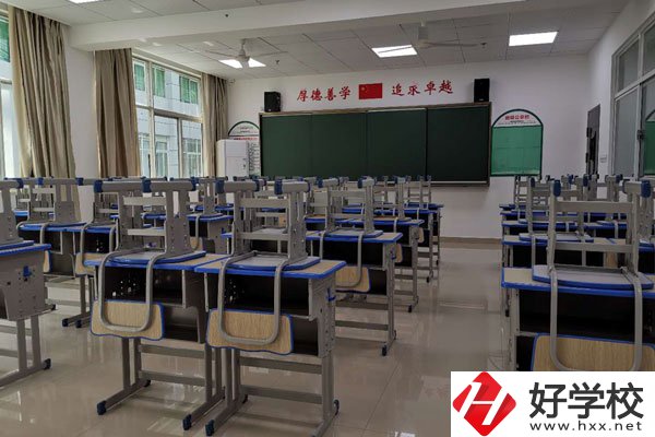 長沙康明職業(yè)中專學(xué)校有什么特色專業(yè)？
