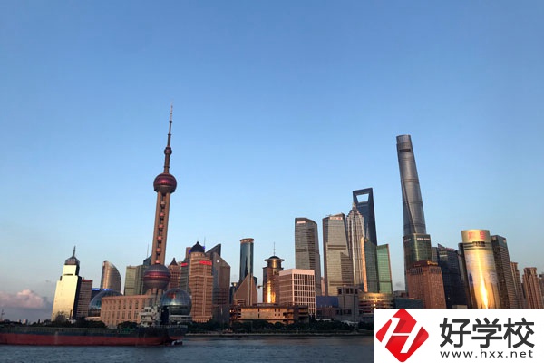 常德財經(jīng)中等專業(yè)學校的設施怎么樣？