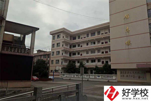 湘西有哪些民辦中專(zhuān)可以推薦？有什么辦學(xué)特色？