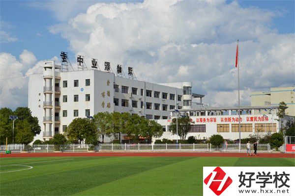 婁底重點中專有哪些？好進嗎？